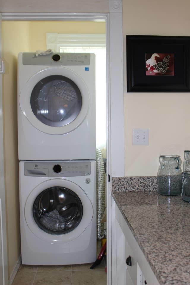 19-21 Grove Street Rockland, ME 04841 - Photo 15 of 27 Washer Dryer