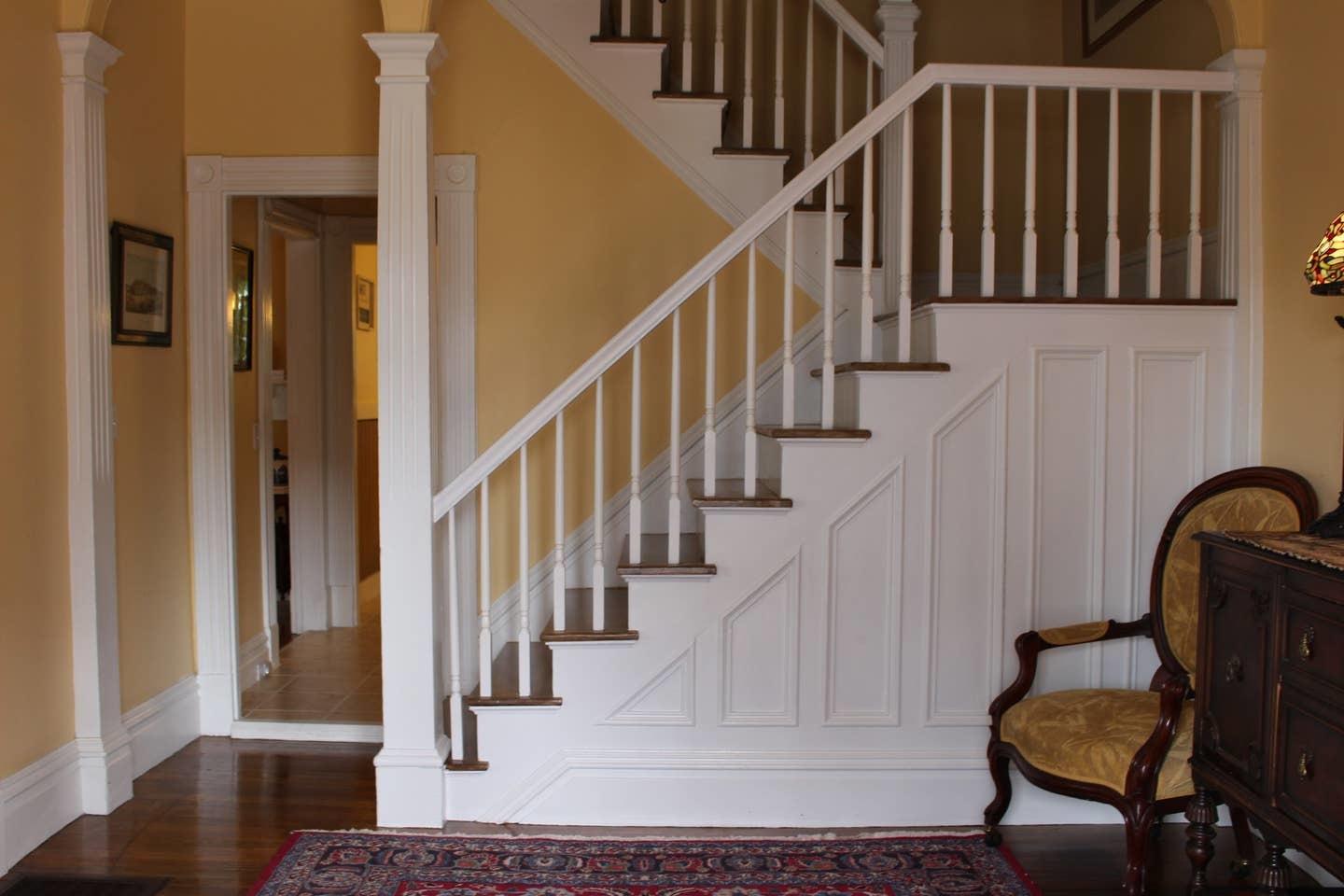 19-21 Grove Street Rockland, ME 04841 - Photo 3 of 27 Entry and Stairway