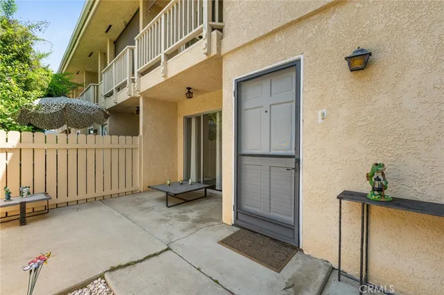 $670,000 | 18411 Strathern Street, Unit 1, Reseda, CA 91335