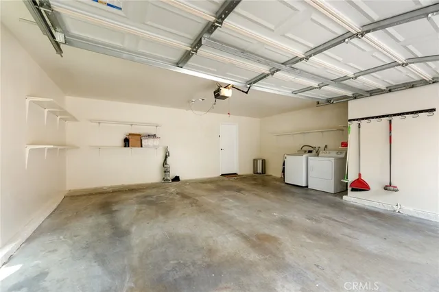 $670,000 | 18411 Strathern Street, Unit 1, Reseda, CA 91335