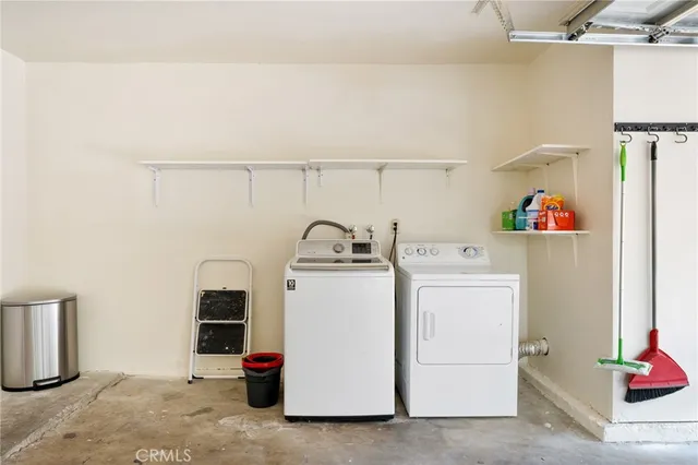 $670,000 | 18411 Strathern Street, Unit 1, Reseda, CA 91335