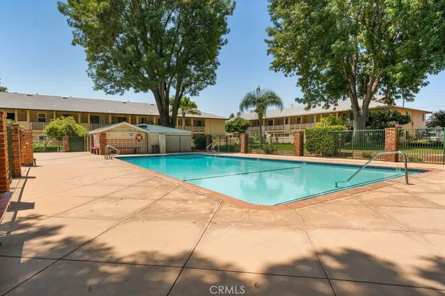 $670,000 | 18411 Strathern Street, Unit 1, Reseda, CA 91335