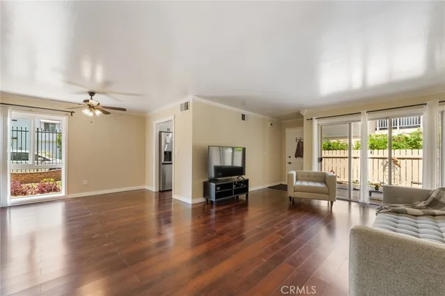 $670,000 | 18411 Strathern Street, Unit 1, Reseda, CA 91335