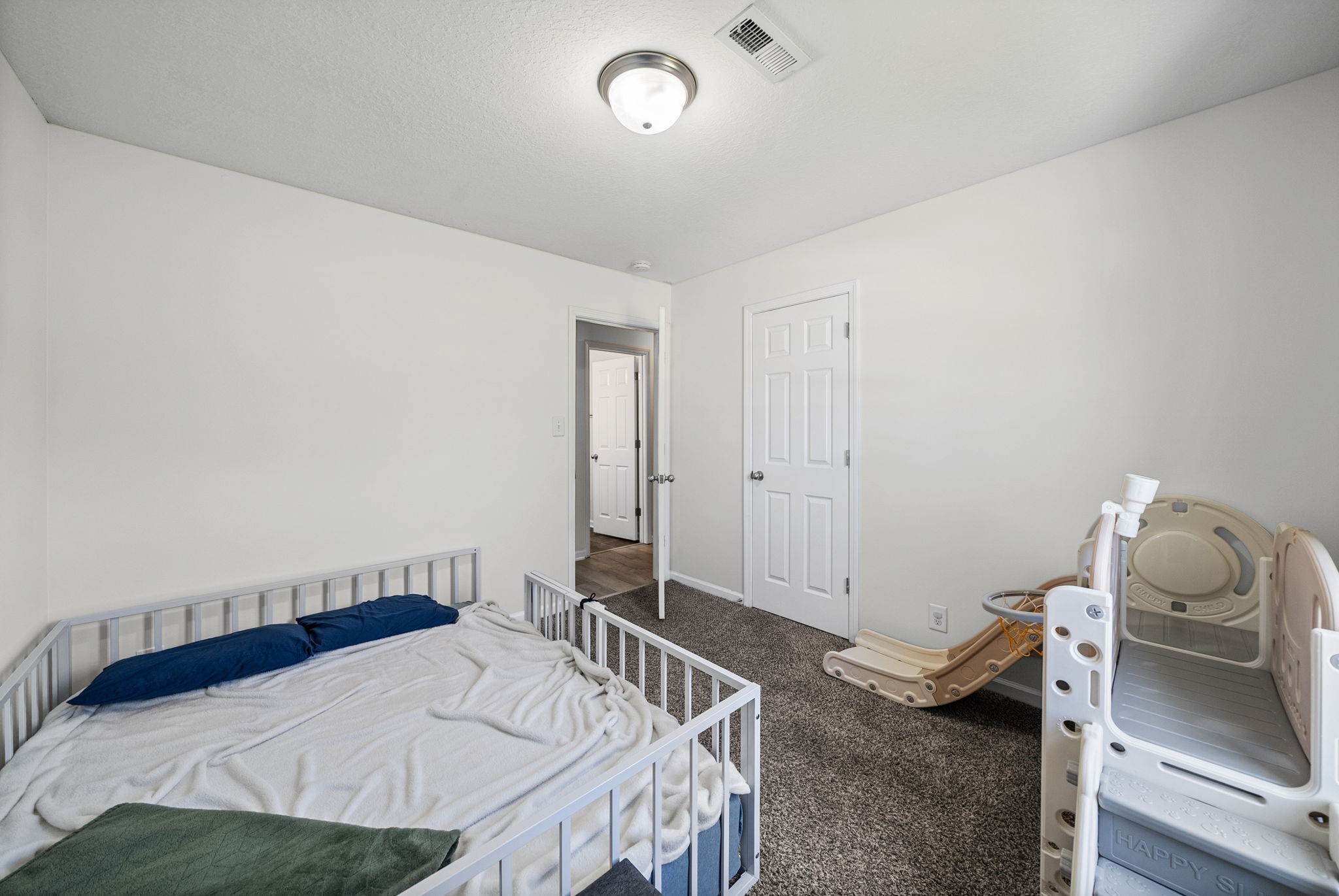 949 Hugh Hunter Road Oak Grove, KY 42262 - Photo 20 of 31