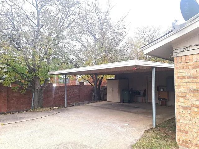 $1,590 | 7045 Crosstimbers Lane, North Richland Hills, TX 76182