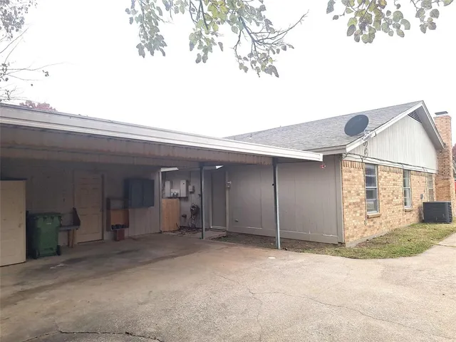 $1,590 | 7045 Crosstimbers Lane, North Richland Hills, TX 76182