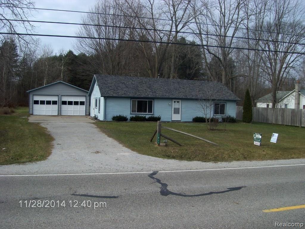 1045 Michigan Road Port Huron, MI 48060 - Photo 2 of 18