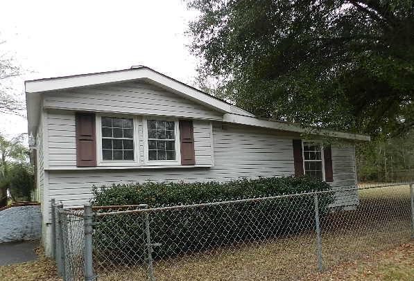 1121 Ridge Road Ridgeville, SC 29472 - Photo 2 of 12 side