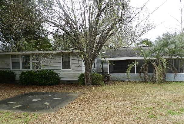 1121 Ridge Road Ridgeville, SC 29472 - Photo 3 of 12 rear