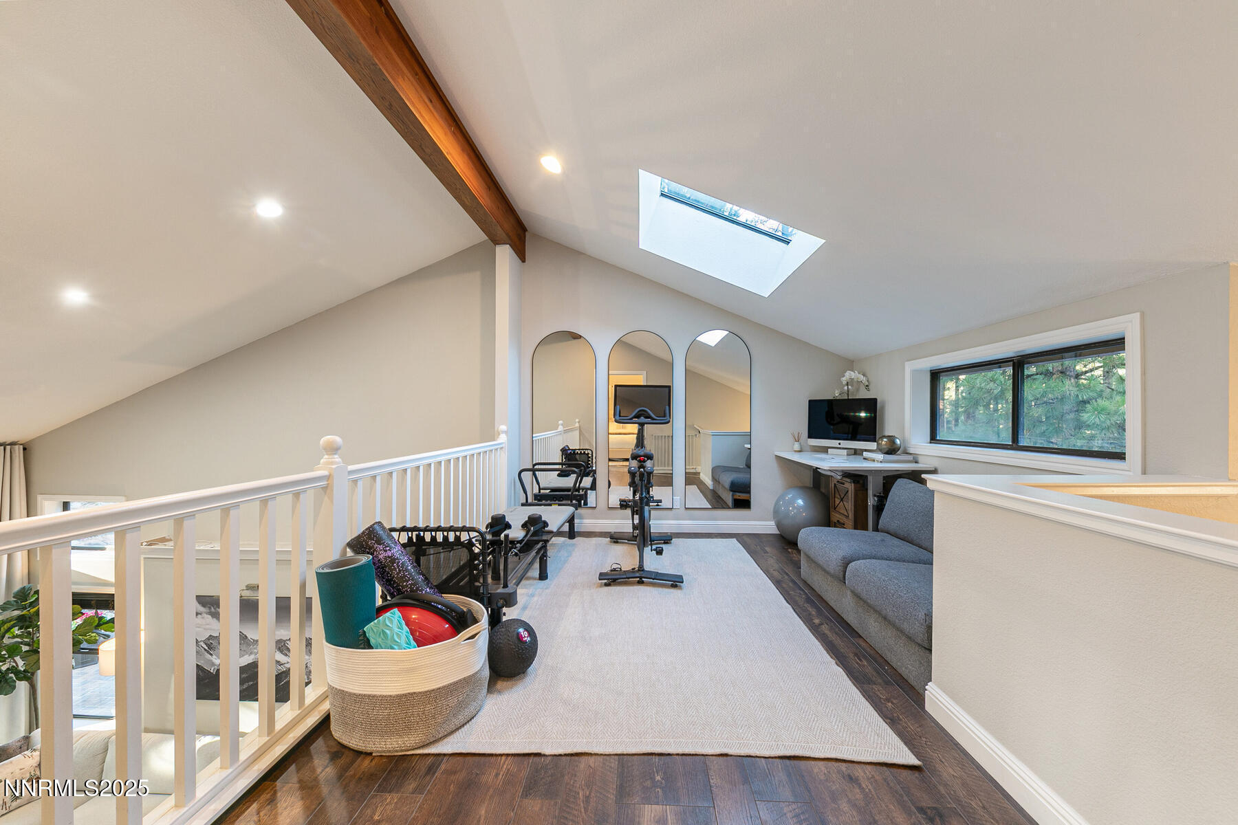 25 Winterberry Court Reno, NV 89511 - Photo 19 of 31 a living room with furniture and a large window