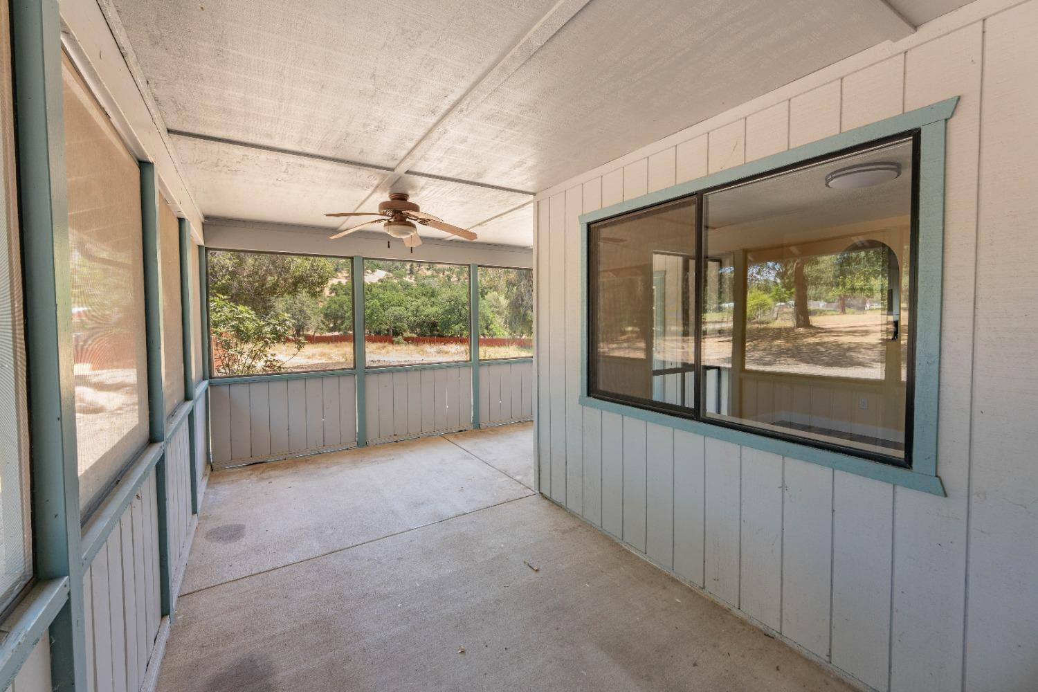 47517 Road 200 O'Neals, CA 93645 - Photo 33 of 54 a view of a room with a large window