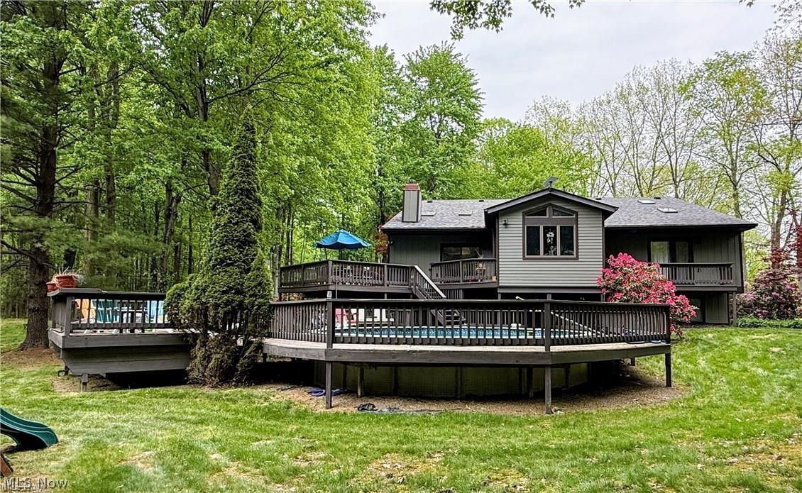 2252 Valley Wood Road Akron, OH 44333 - Photo 8 of 50