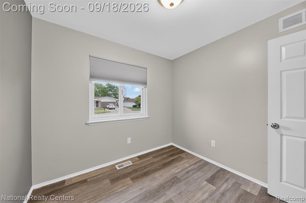 43843 Applewood Road Canton, MI 48188 - Photo 19 of 46 Gallery Image 19