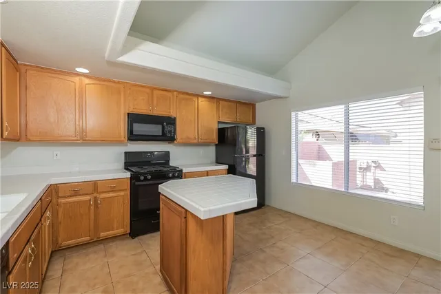 $2,261 | 8906 Chapman Point, Las Vegas, NV 89129