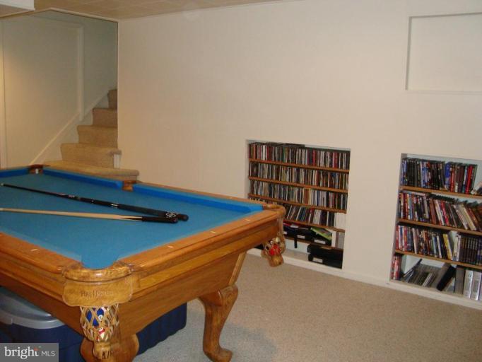 221 Rickswood Road Lutherville-Timonium, MD 21093 - Photo 14 of 30 Game room built in shelves, pool table negotiable