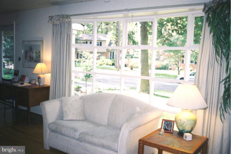 221 Rickswood Road Lutherville-Timonium, MD 21093 - Photo 30 of 30 Bay window allows lots of light into living rooom