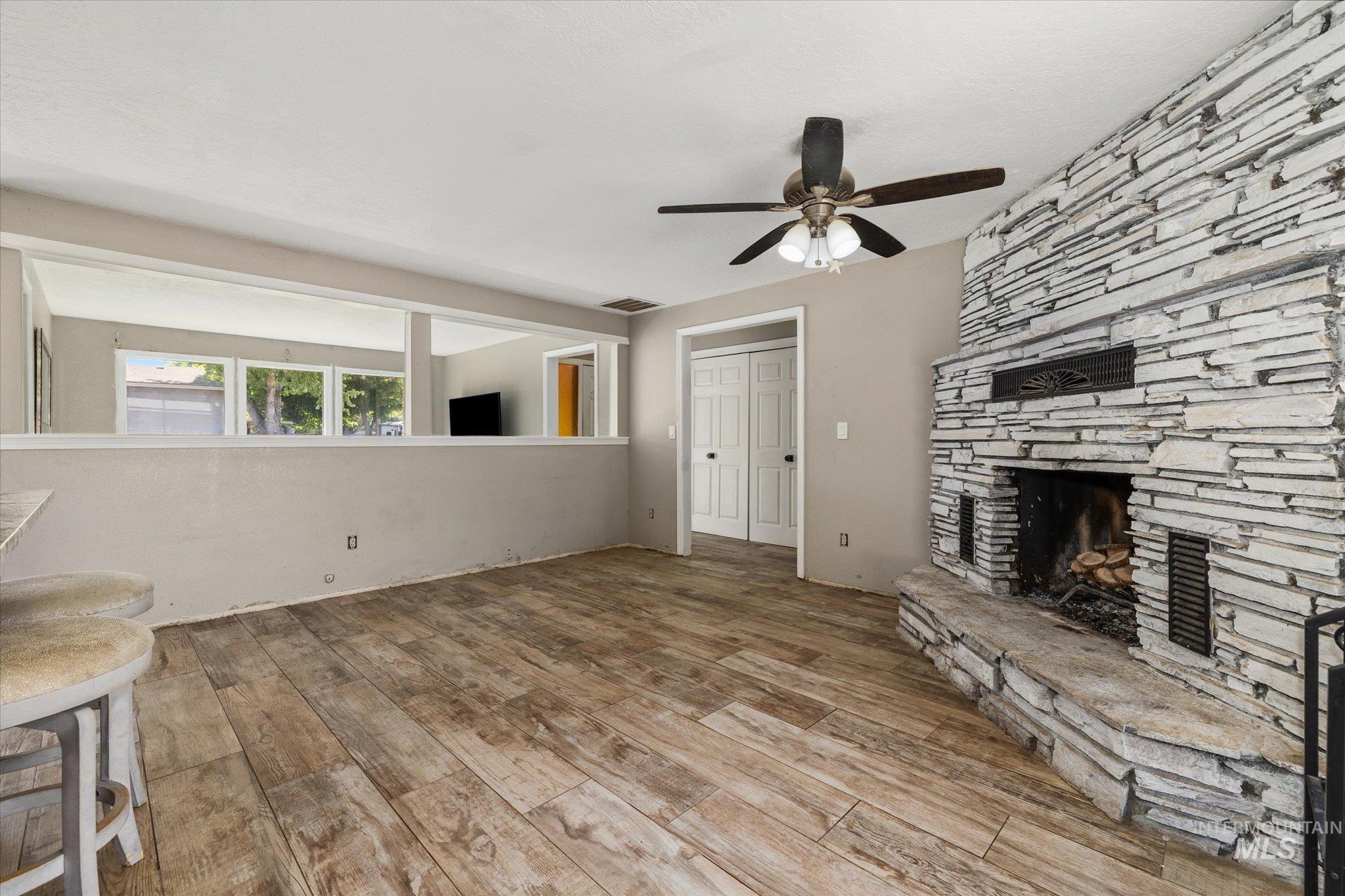 3829 South Constitution Way Boise, ID 83706 - Photo 11 of 34
