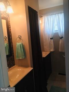 209 Daffodil Road Glen Burnie, MD 21060 - Photo 11 of 19