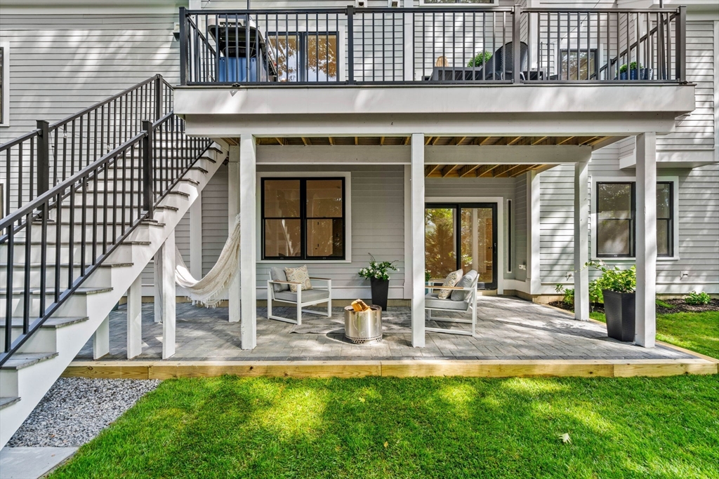 39 Donna Road Needham, MA 02494 - Photo 3 of 42