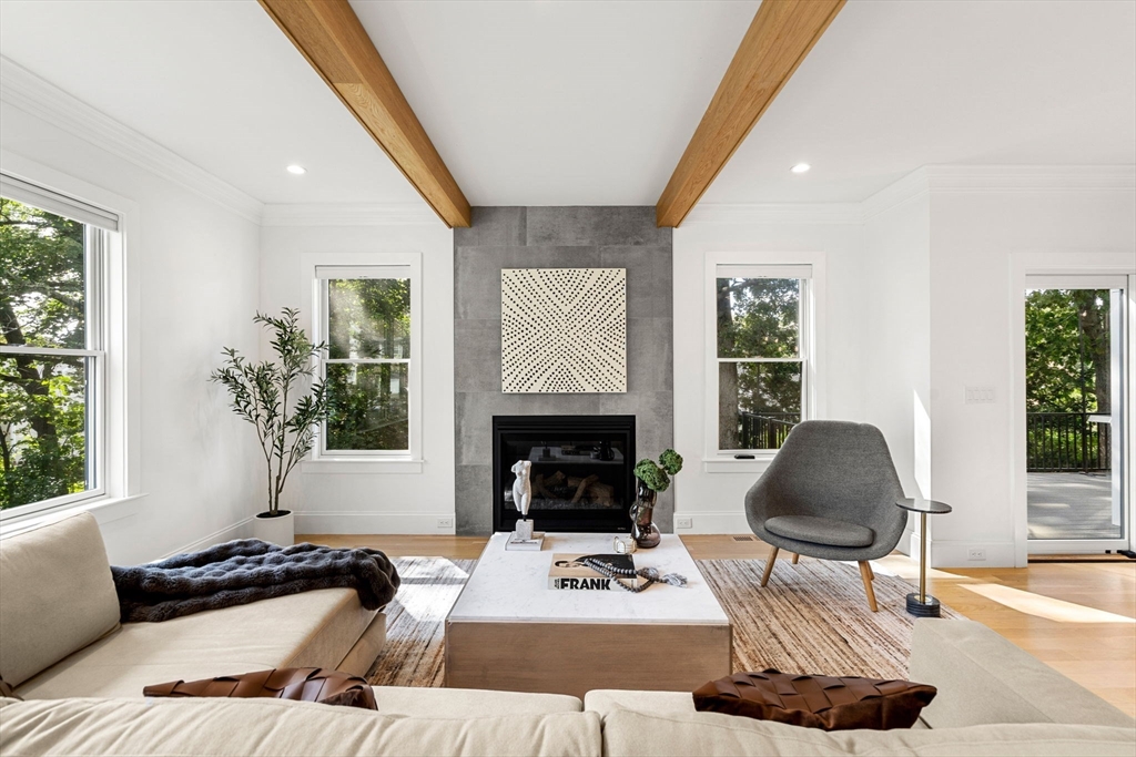 39 Donna Road Needham, MA 02494 - Photo 5 of 42