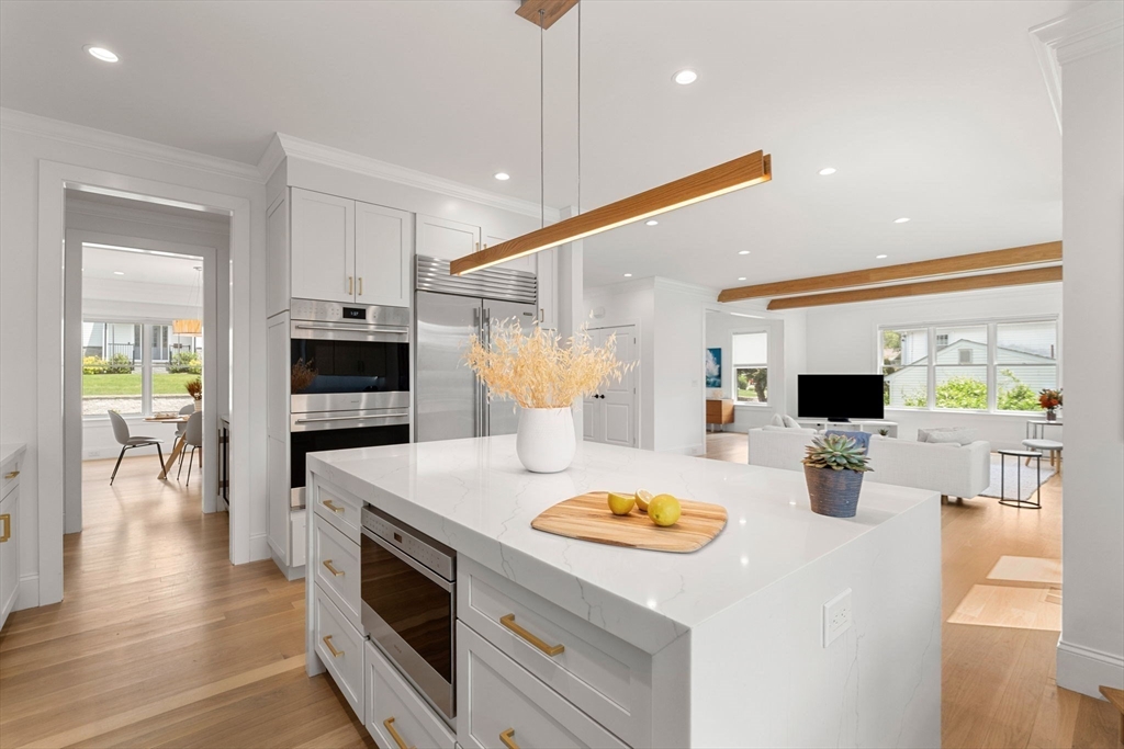 39 Donna Road Needham, MA 02494 - Photo 8 of 42