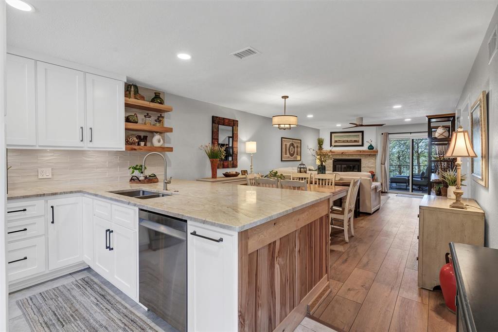 3033 Hells Gate Loop, Unit E103 Strawn, TX 76475 - Photo 3 of 33