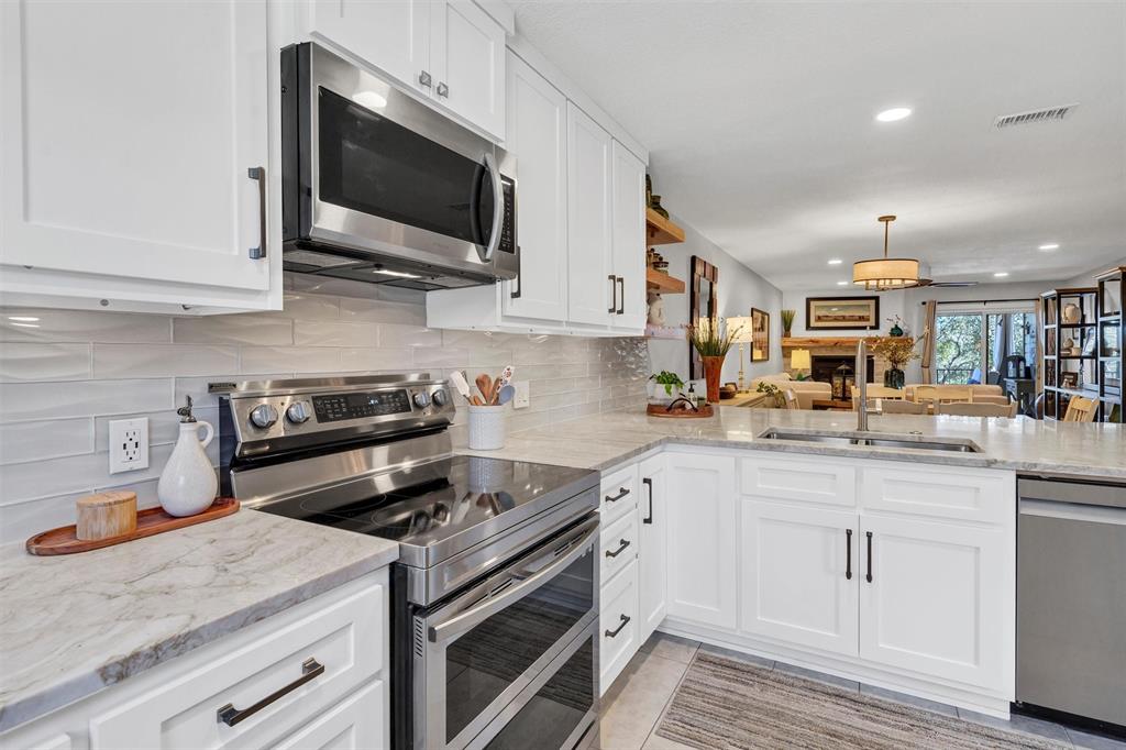 3033 Hells Gate Loop, Unit E103 Strawn, TX 76475 - Photo 5 of 33