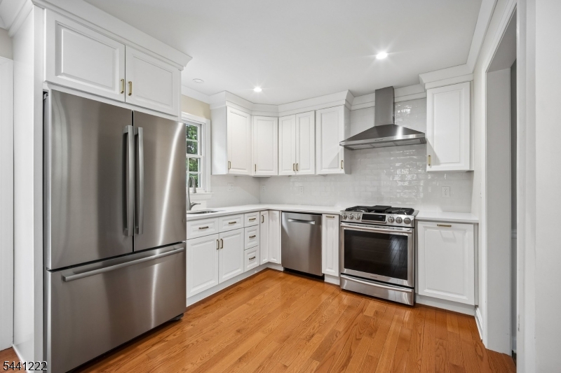 11 Wordsworth Road Short Hills, NJ 07078 - Photo 4 of 44