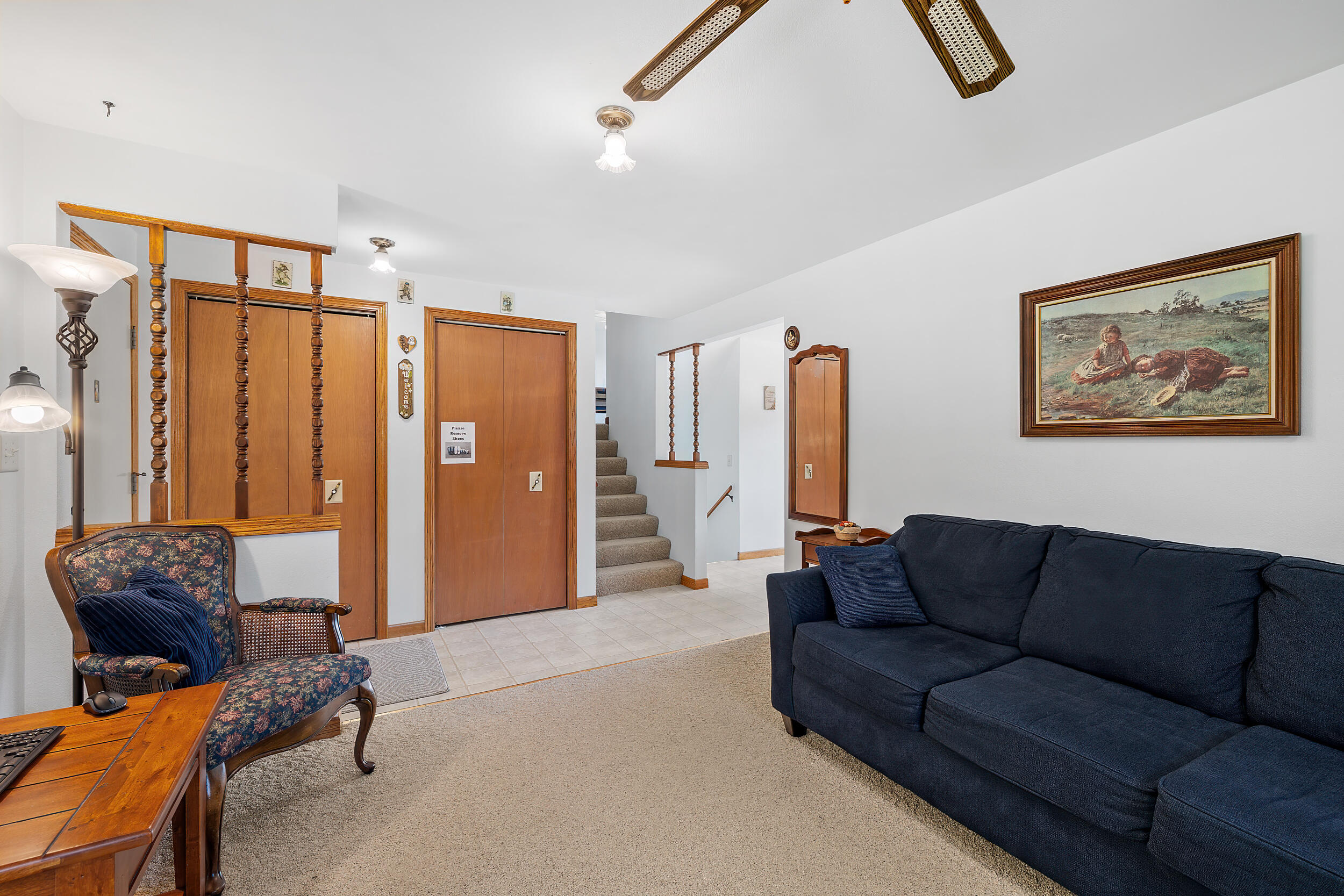 815 Jackson Drive Cleveland, WI 53015 - Photo 8 of 38 Living Room