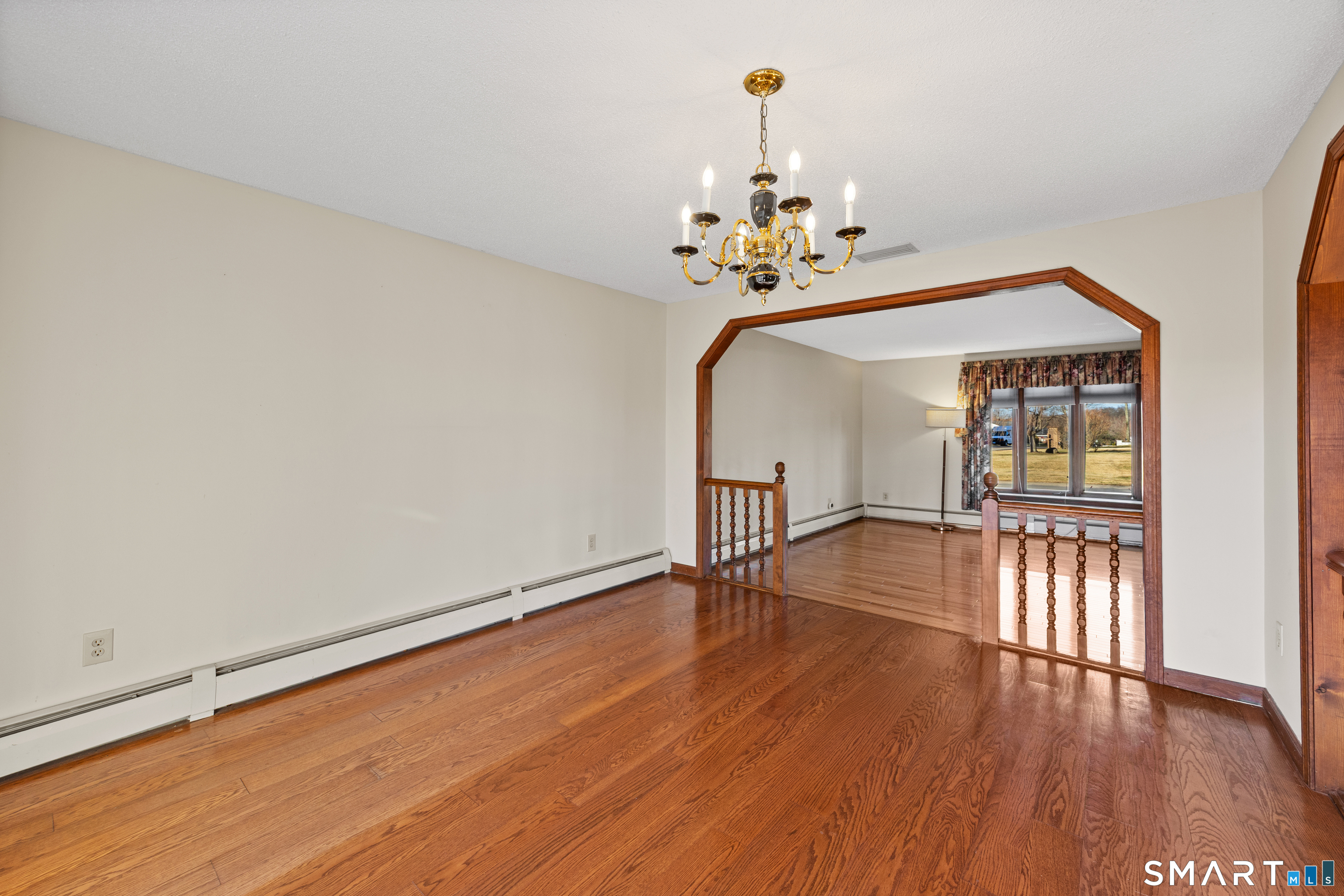 622 Lakeside Boulevard West Waterbury, CT 06708 - Photo 16 of 40 a view of a livingroom with wooden floor