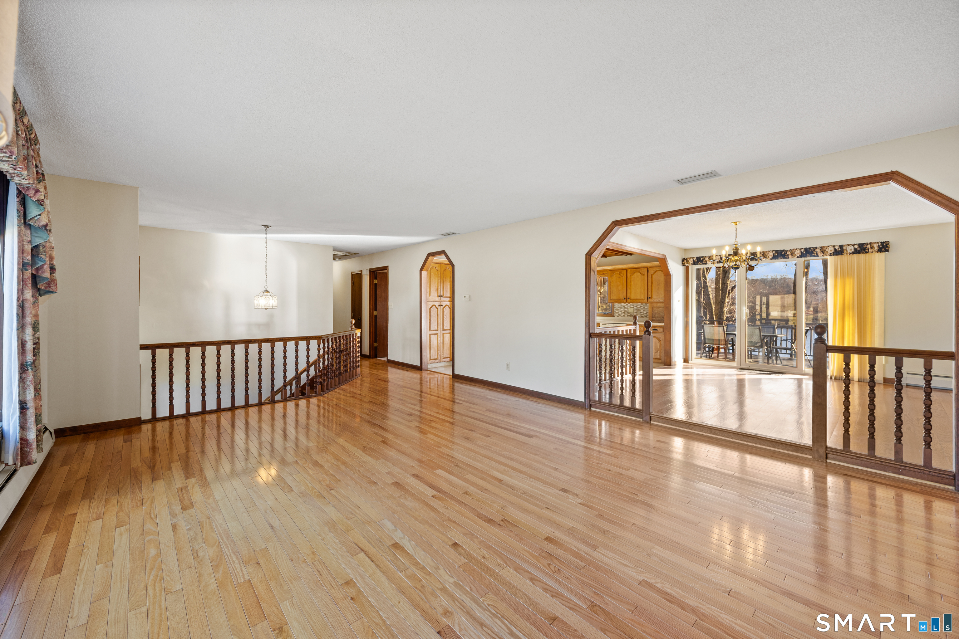 622 Lakeside Boulevard West Waterbury, CT 06708 - Photo 9 of 40 a view of an entryway with wooden floor