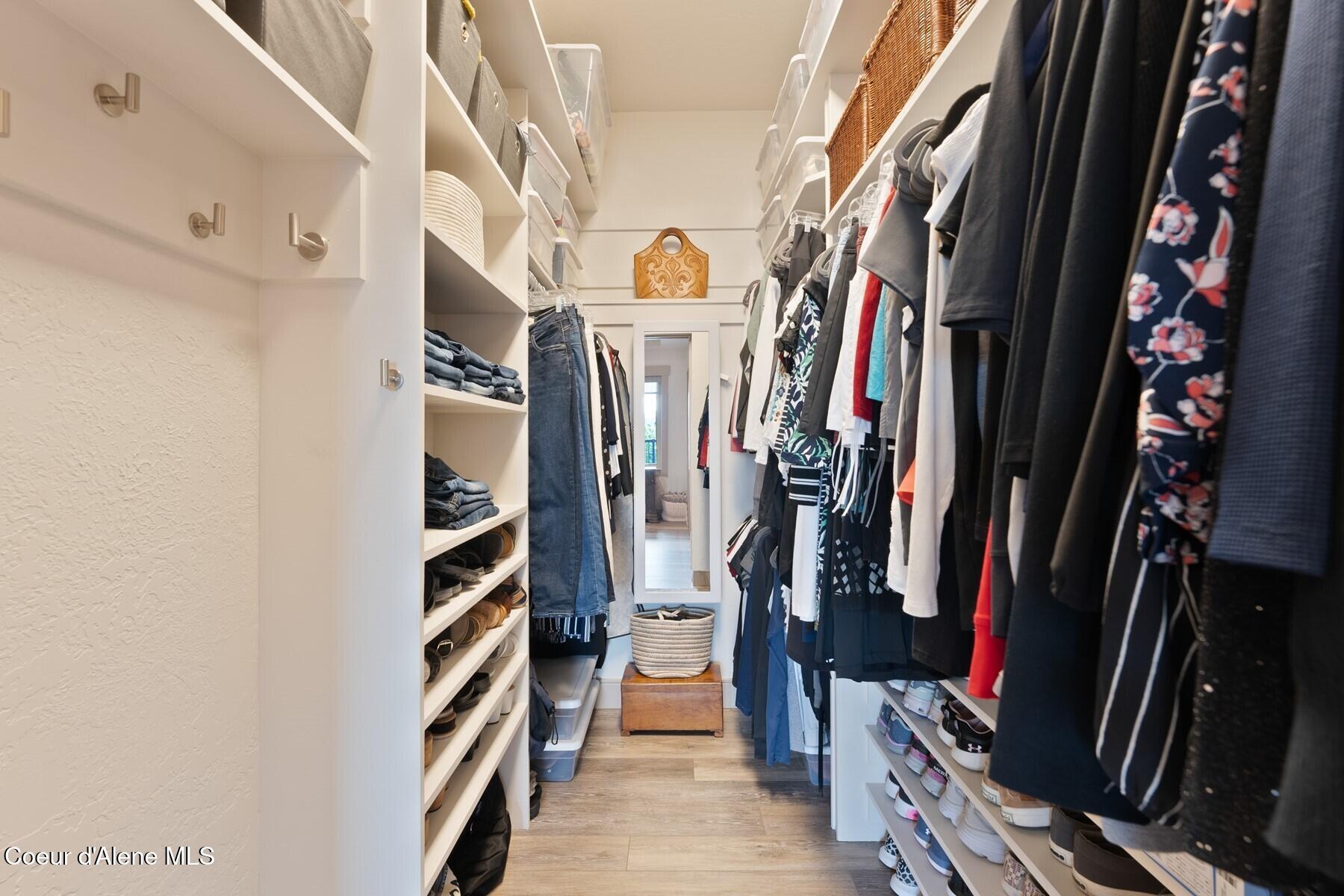 2406 South Silver Beach Road Coeur D'Alene, ID 83814 - Photo 20 of 43 Primary Walk In Closet