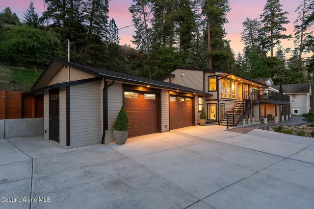 $1,999,700 | 2406 South Silver Beach Road, Coeur D'Alene, ID 83814