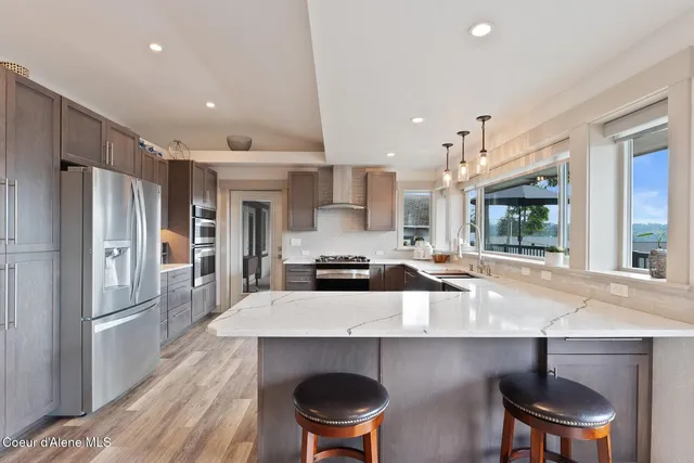 $1,999,700 | 2406 South Silver Beach Road, Coeur D'Alene, ID 83814