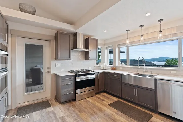 $1,999,700 | 2406 South Silver Beach Road, Coeur D'Alene, ID 83814