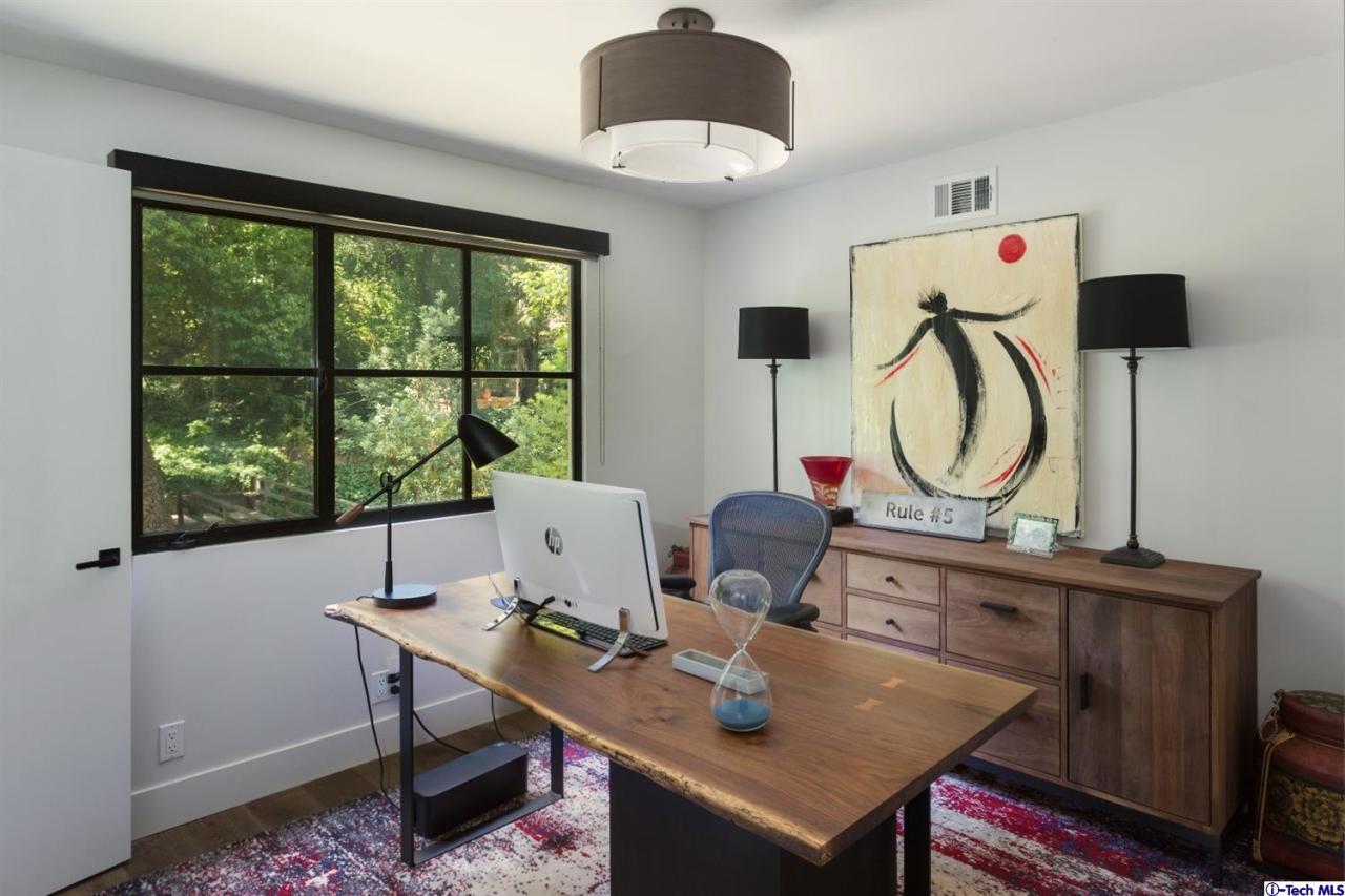 885 Laguna Road Pasadena, CA 91105 - Photo 19 of 33 a workspace with furniture and window