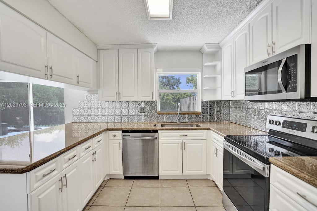21461 Sawmill Court Boca Raton, FL 33498 - Photo 36 of 104
