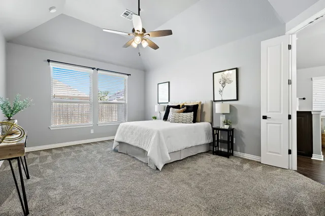 $525,000 | 305 Miracle Rose Way, Liberty Hill, TX 78642