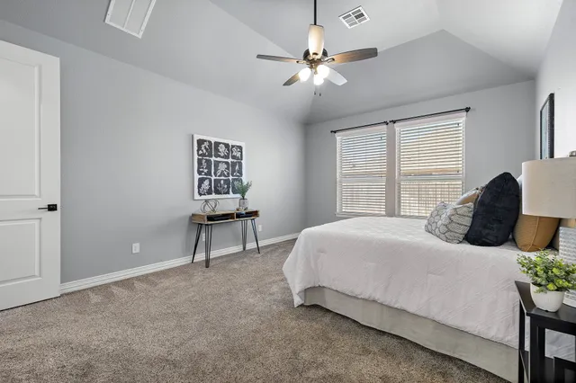 $525,000 | 305 Miracle Rose Way, Liberty Hill, TX 78642