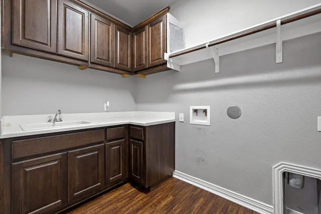 $525,000 | 305 Miracle Rose Way, Liberty Hill, TX 78642