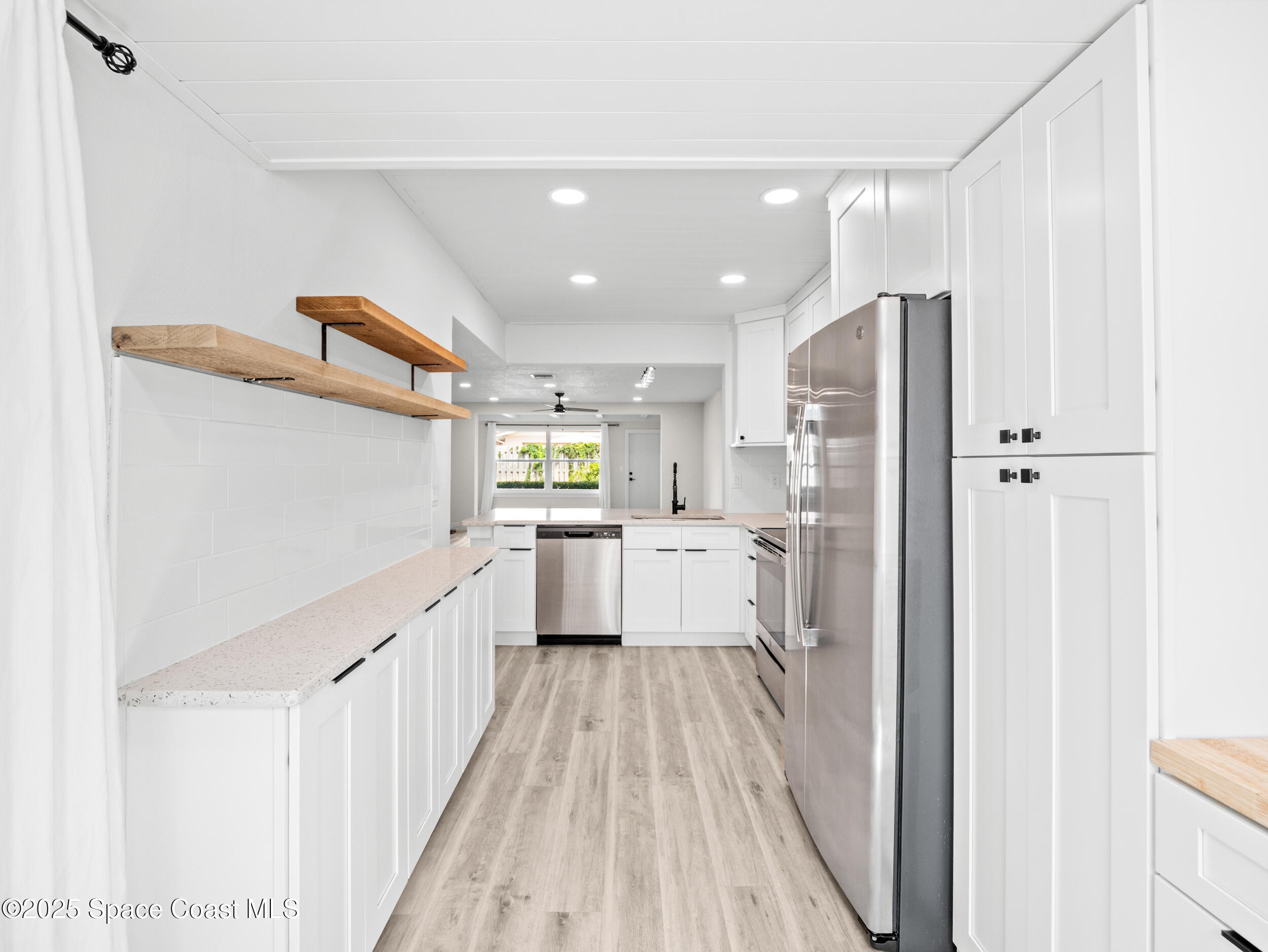 290 Paradise Boulevard, Unit 68 Indialantic, FL 32903 - Photo 6 of 37 p1124256