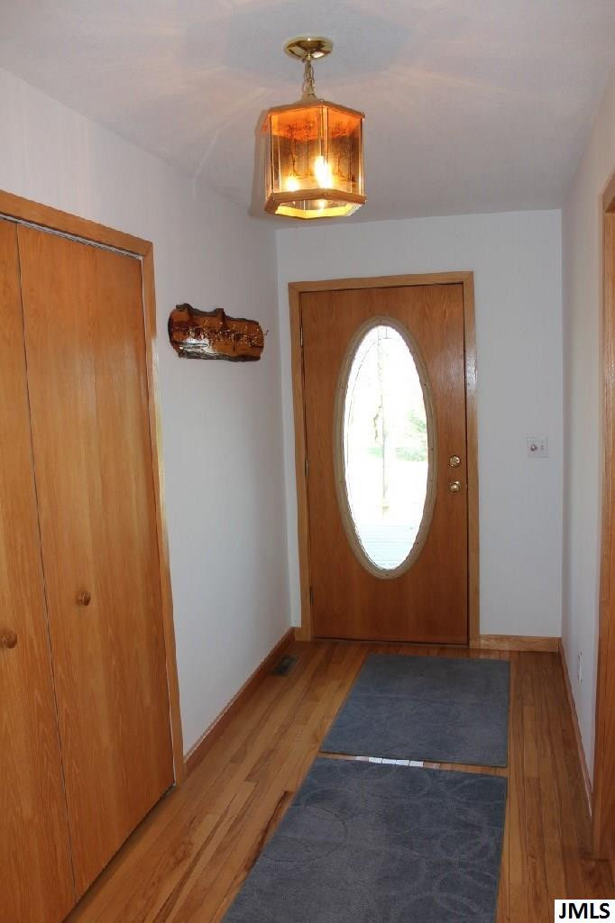 2860 Blackman Road Jackson, MI 49201 - Photo 5 of 35 Photo 5