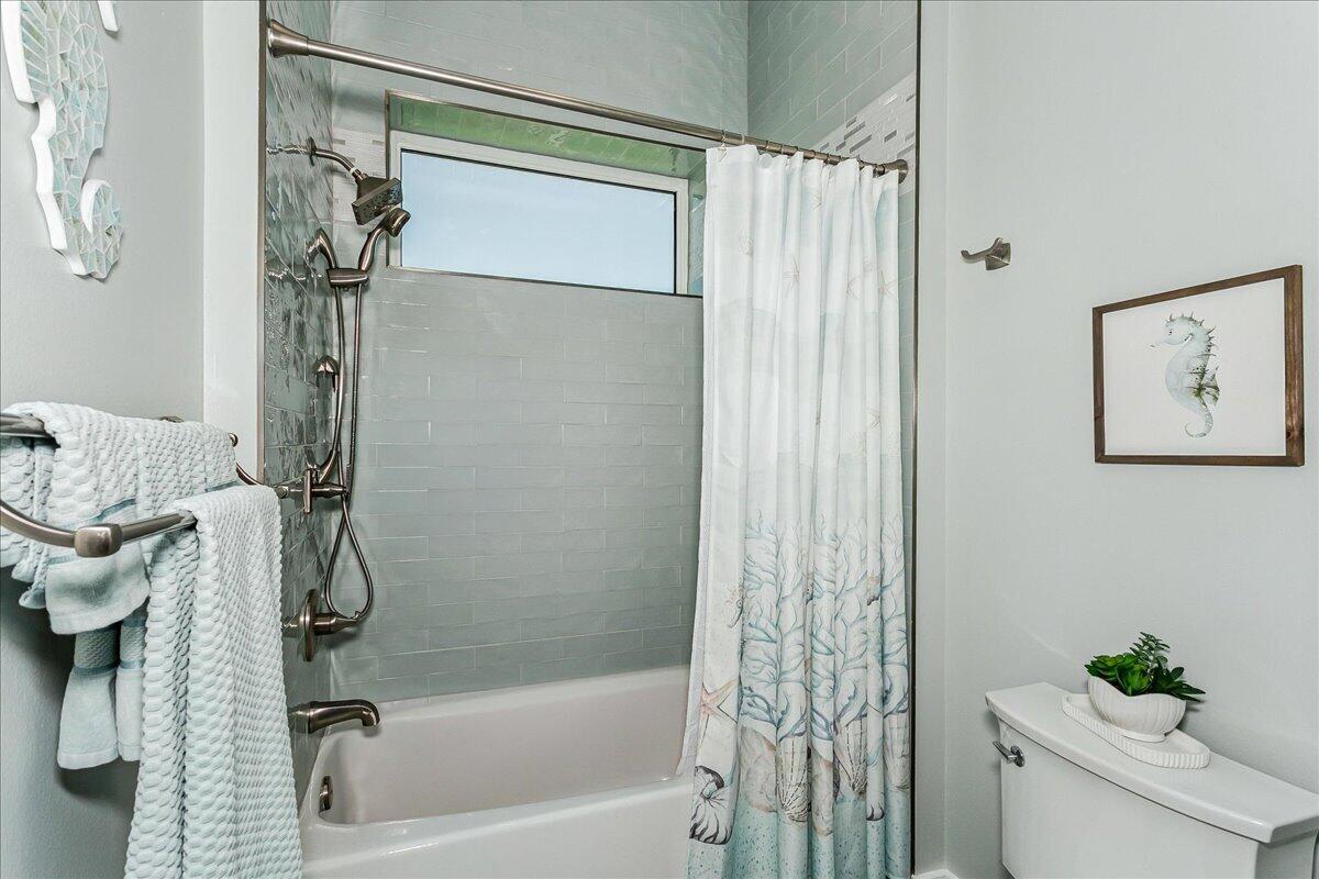 1401 Sailmaker Way Navarre, FL 32566 - Photo 26 of 66