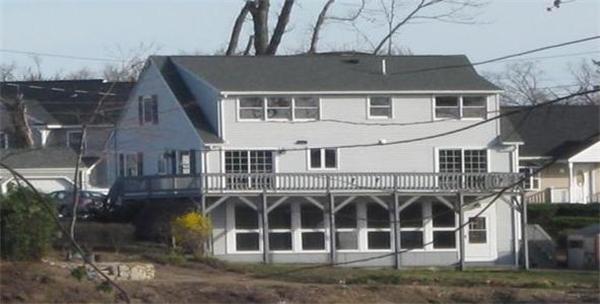 136 Arcadia Boulevard Springfield, MA 01118 - Photo 2 of 8