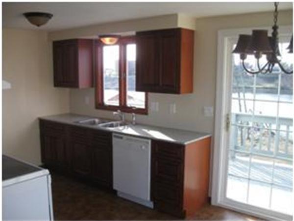 136 Arcadia Boulevard Springfield, MA 01118 - Photo 6 of 8