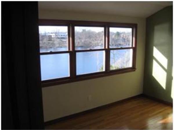 136 Arcadia Boulevard Springfield, MA 01118 - Photo 7 of 8