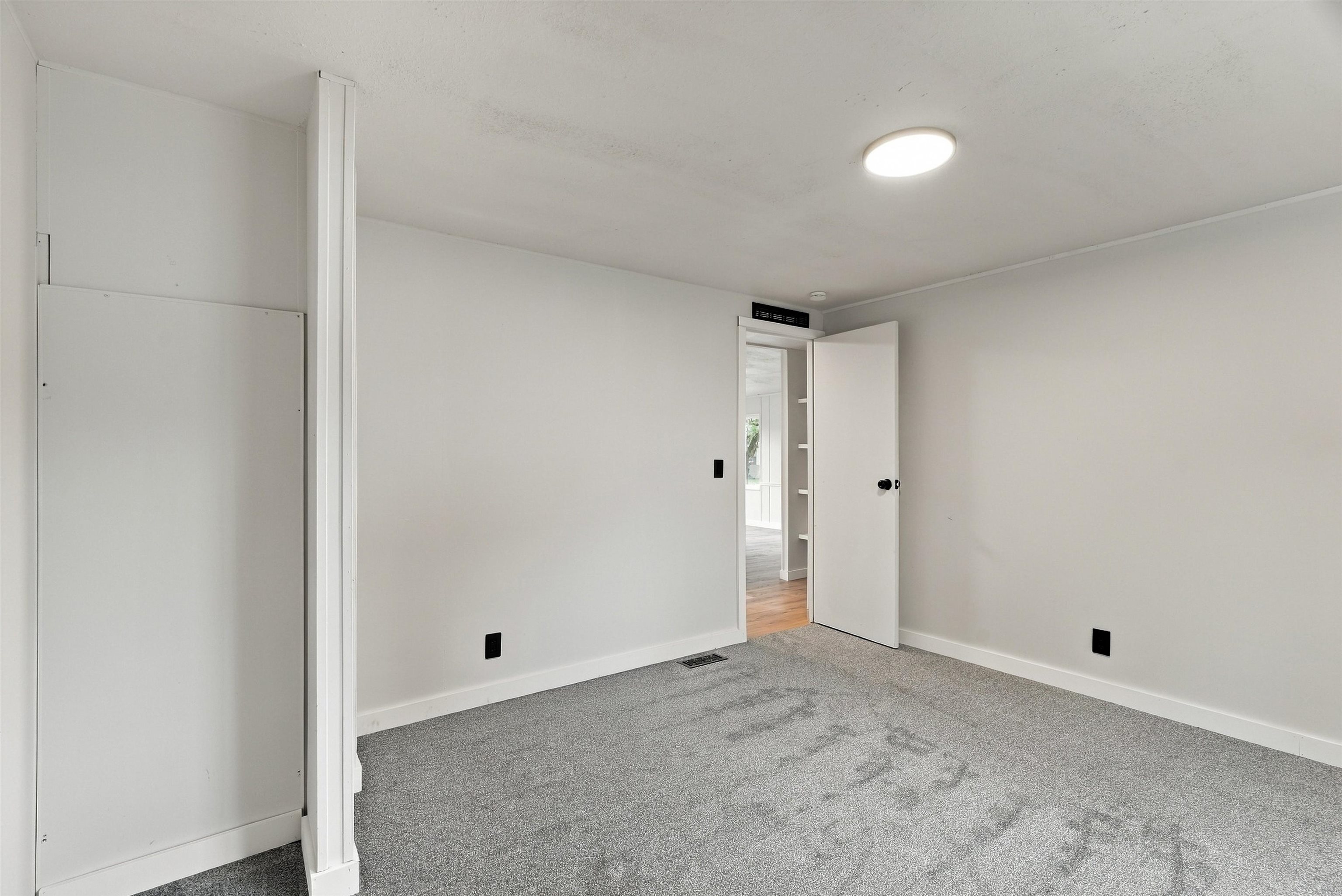 3110 East Chattaroy Road, Unit 9 Chattaroy, WA 99003 - Photo 14 of 27 Gallery Image 14