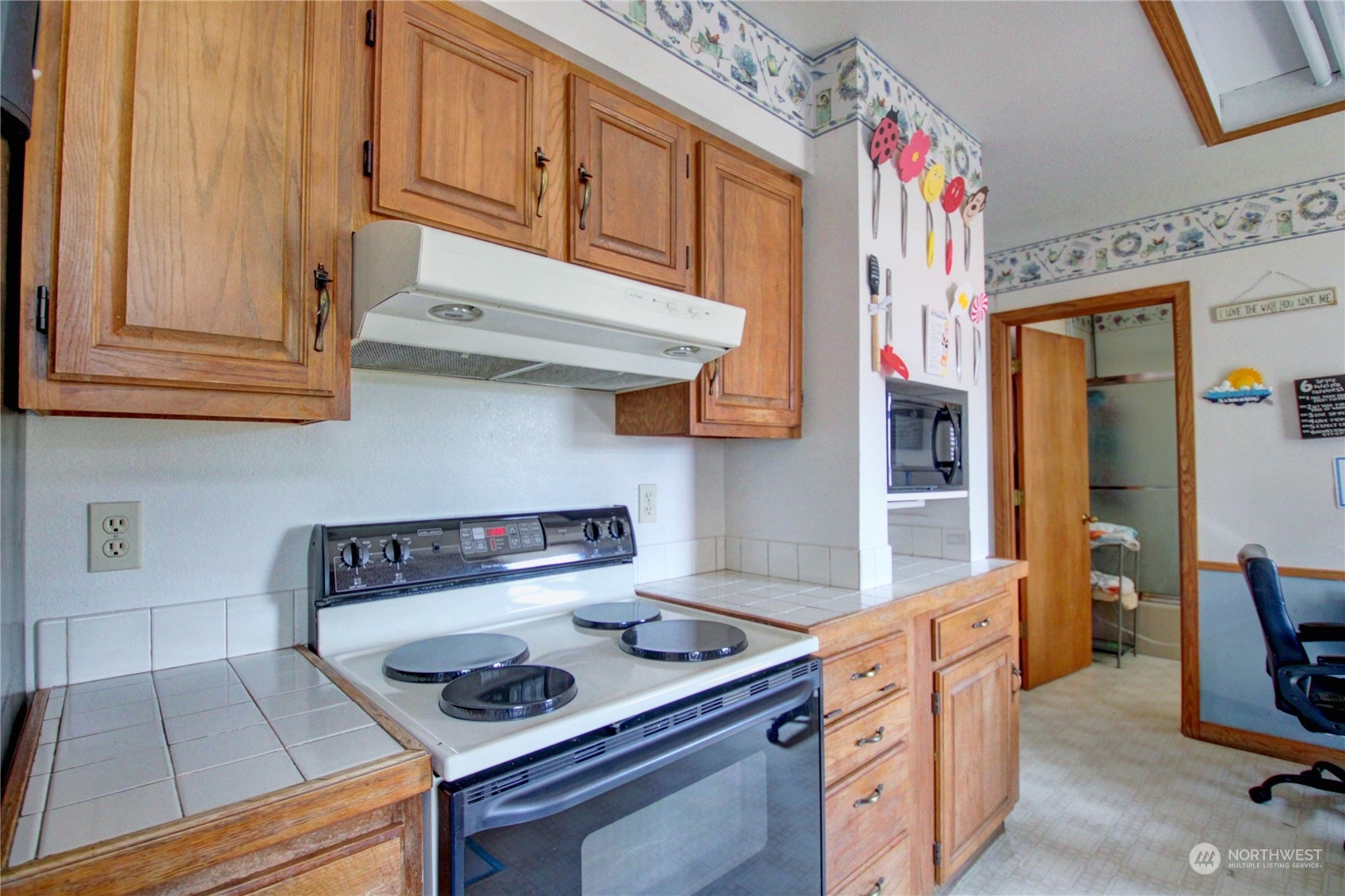 14087 River Bend Road Mount Vernon, WA 98273 - Photo 10 of 40 Gallery Image 10