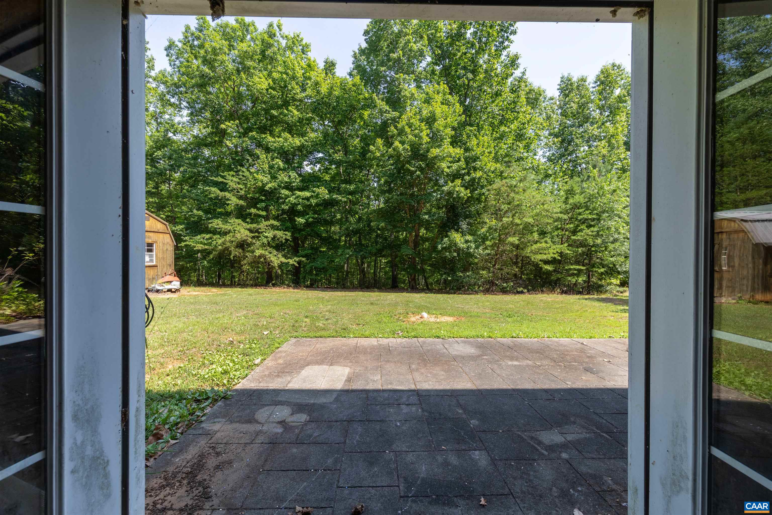 363 Bridgeport Road Scottsville, VA 24590 - Photo 38 of 39