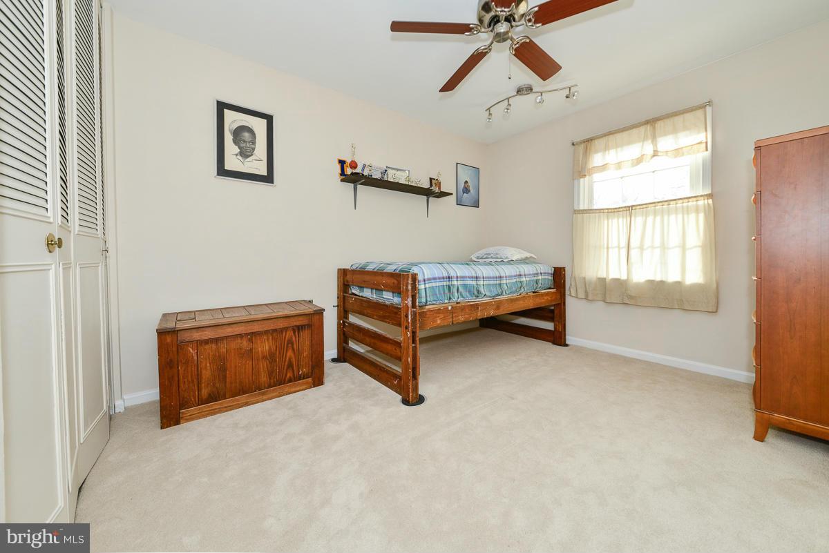 7235 Reservoir Road Springfield, VA 22150 - Photo 20 of 30 Bedroom
